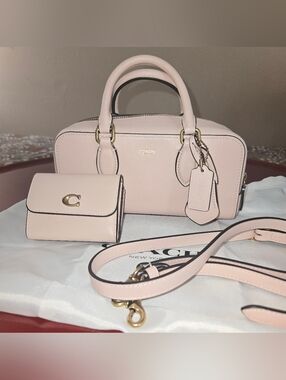 Coach Bowery Satchel 22 & Essential Card Holder Wallet Blush Pink EUC Matching